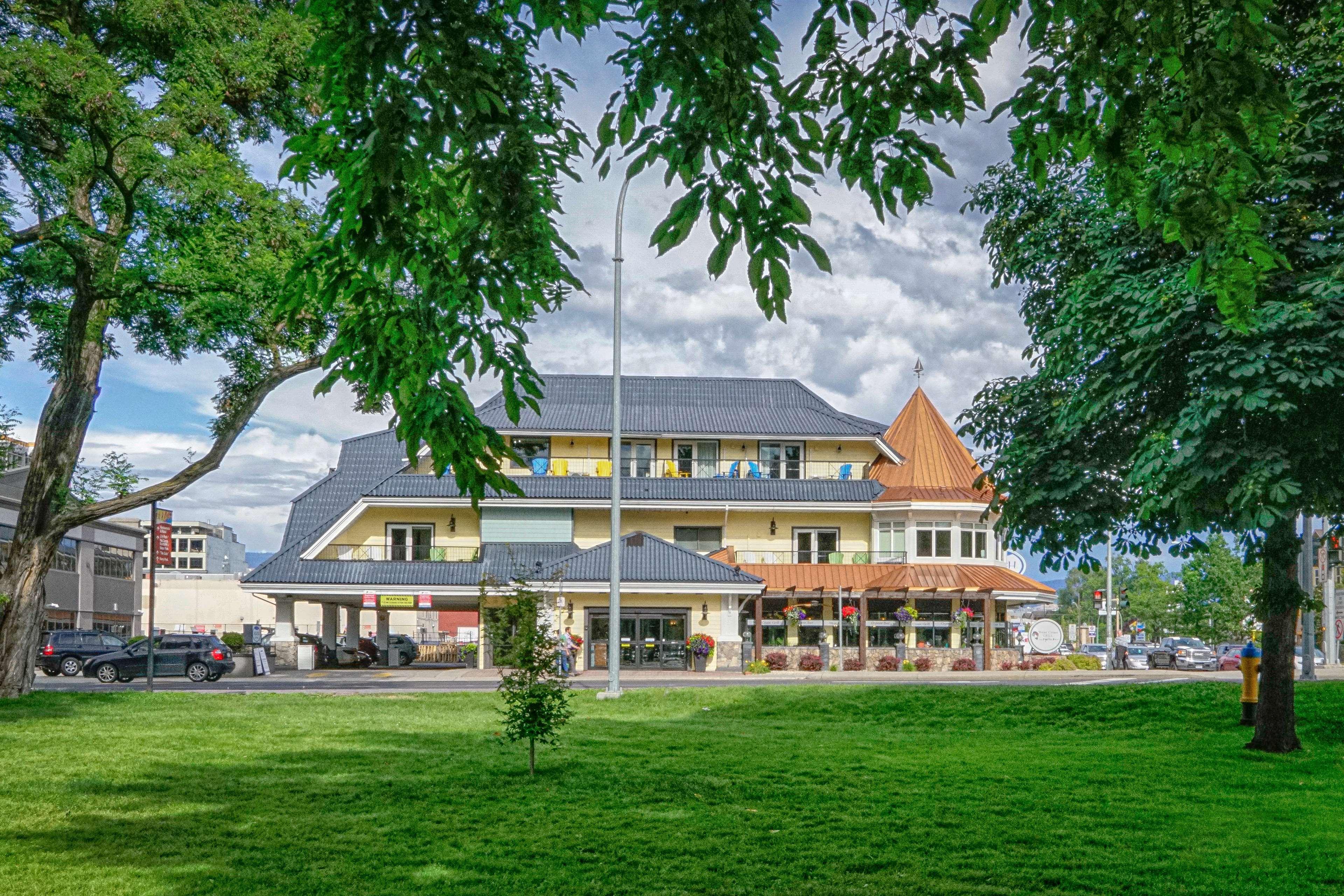 Prestige Beach House, Worldhotels Crafted Kelowna Buitenkant foto