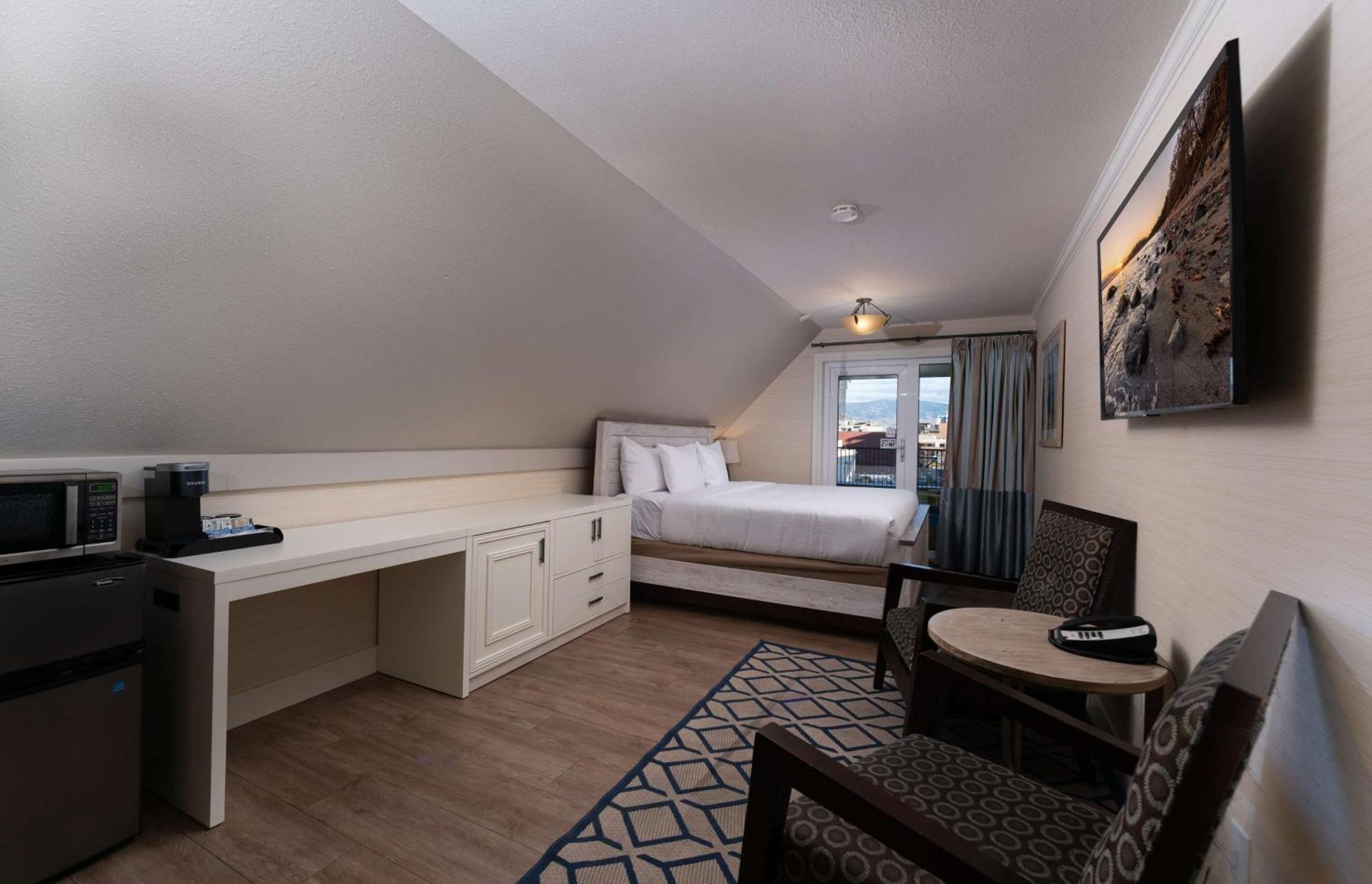 Prestige Beach House, Worldhotels Crafted Kelowna Buitenkant foto