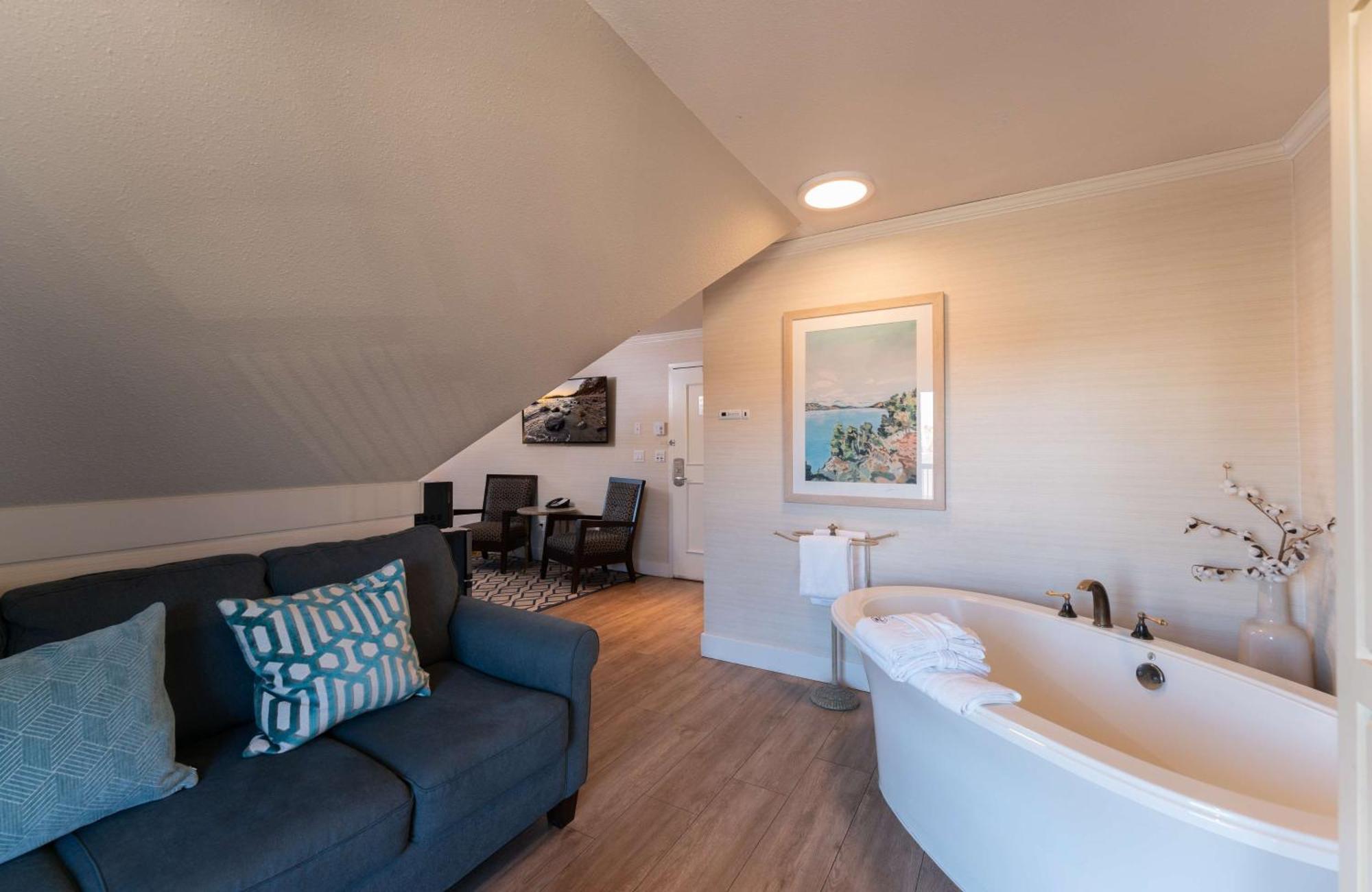 Prestige Beach House, Worldhotels Crafted Kelowna Buitenkant foto