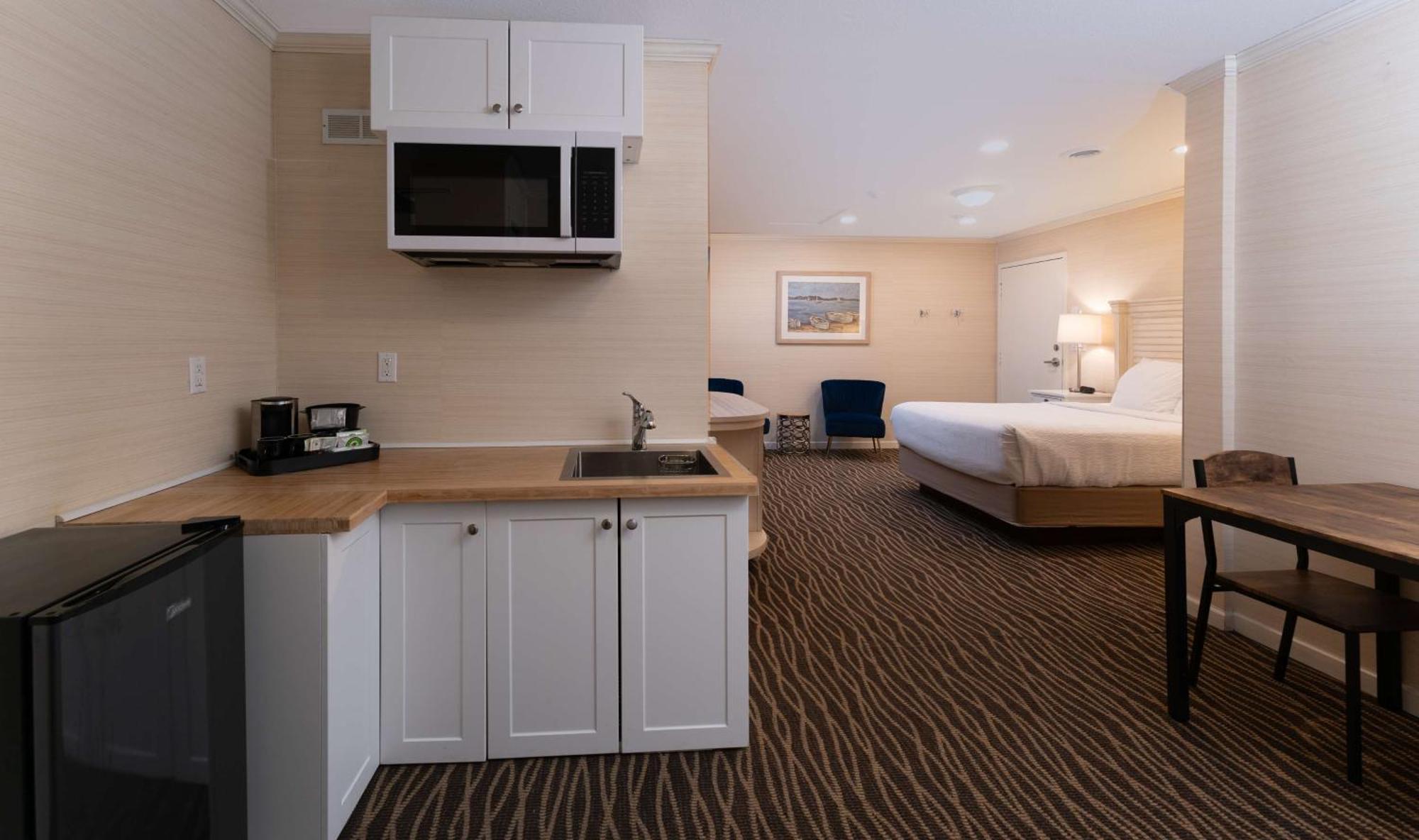 Prestige Beach House, Worldhotels Crafted Kelowna Buitenkant foto