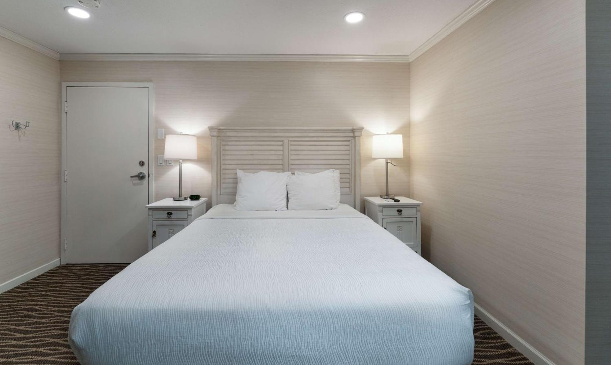 Prestige Beach House, Worldhotels Crafted Kelowna Buitenkant foto