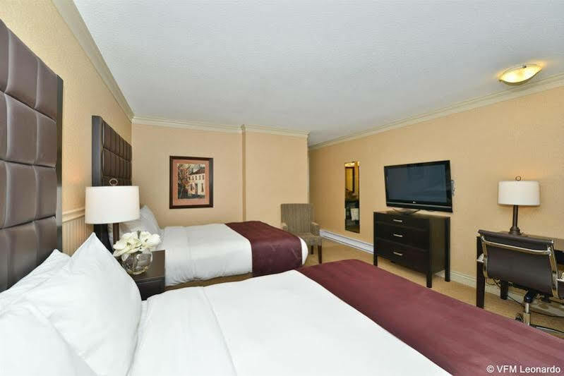 Prestige Beach House, Worldhotels Crafted Kelowna Buitenkant foto