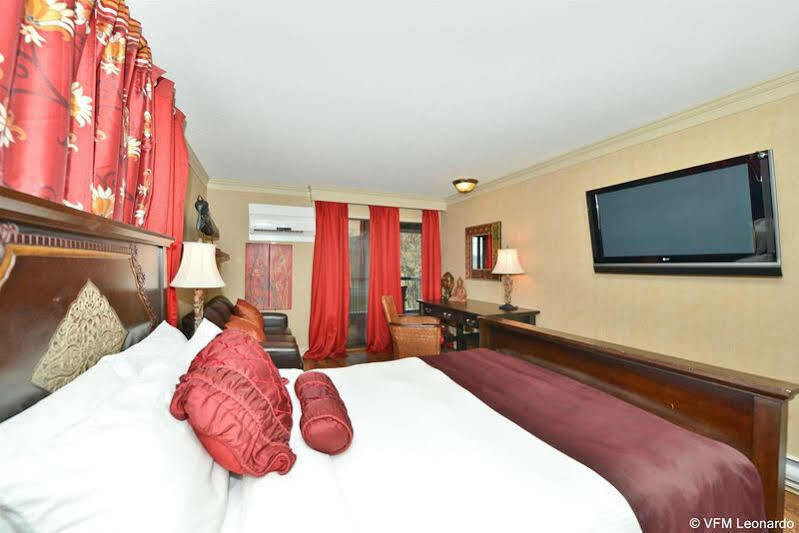 Prestige Beach House, Worldhotels Crafted Kelowna Buitenkant foto